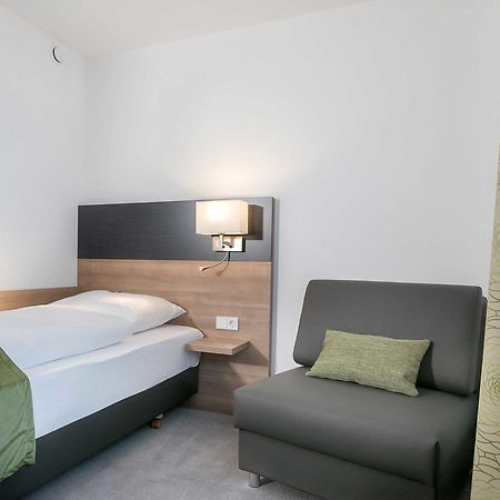 Hotel Kern Garni Walddorf  المظهر الخارجي الصورة